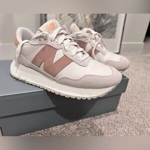 New Balance 237 Women’s Running Shoes